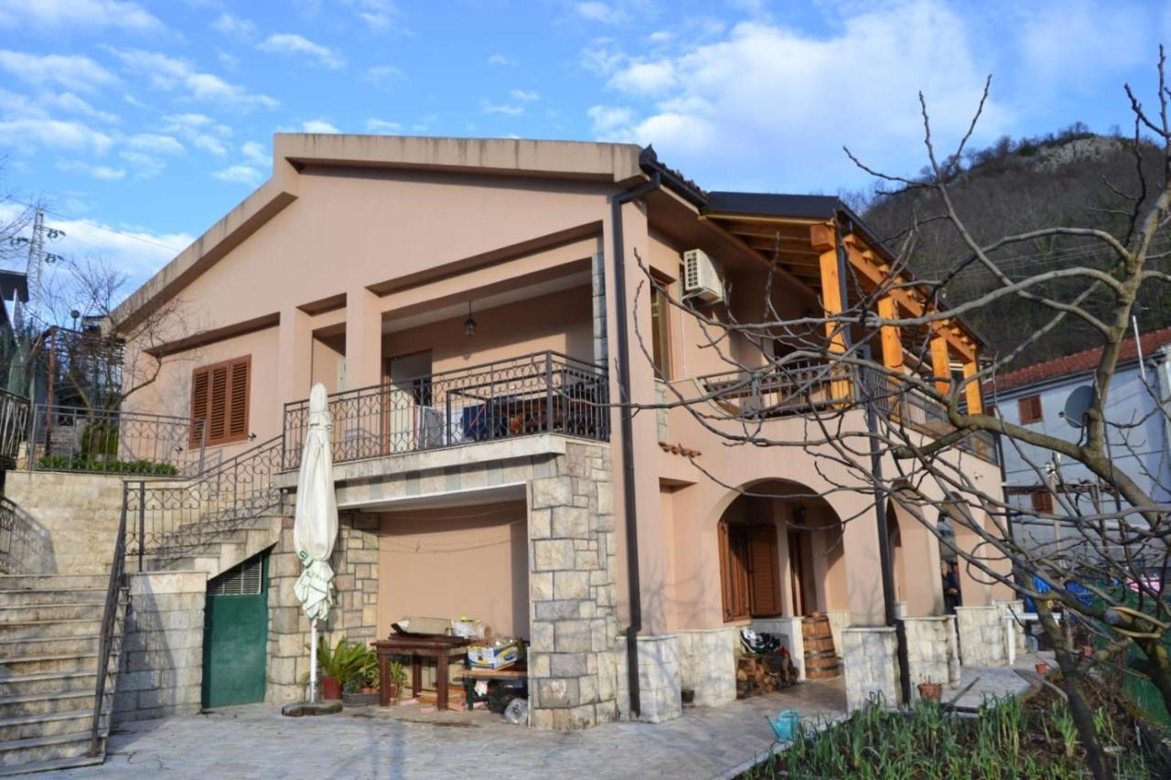 Guest House Radoman Virpazar Εξωτερικό φωτογραφία
