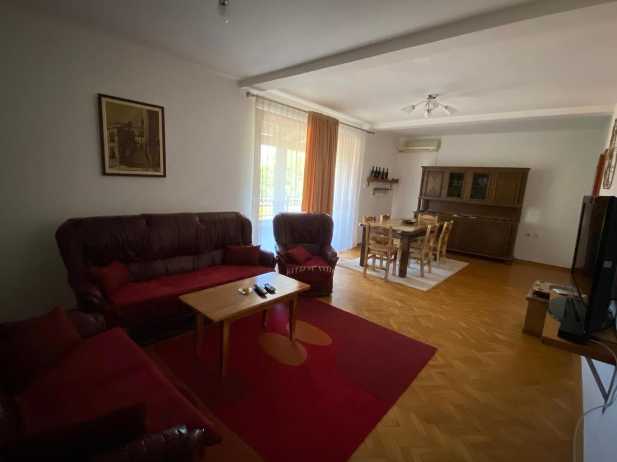 Guest House Radoman Virpazar Εξωτερικό φωτογραφία